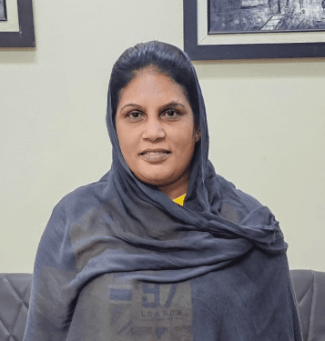 عاملة منزلية , سريلانكا , رعاية المسنين , تنظيف المنزل , كى الملابس